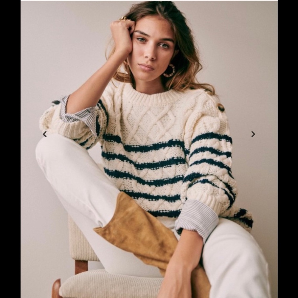Sezane James natural/navy striped sweater. Size XS